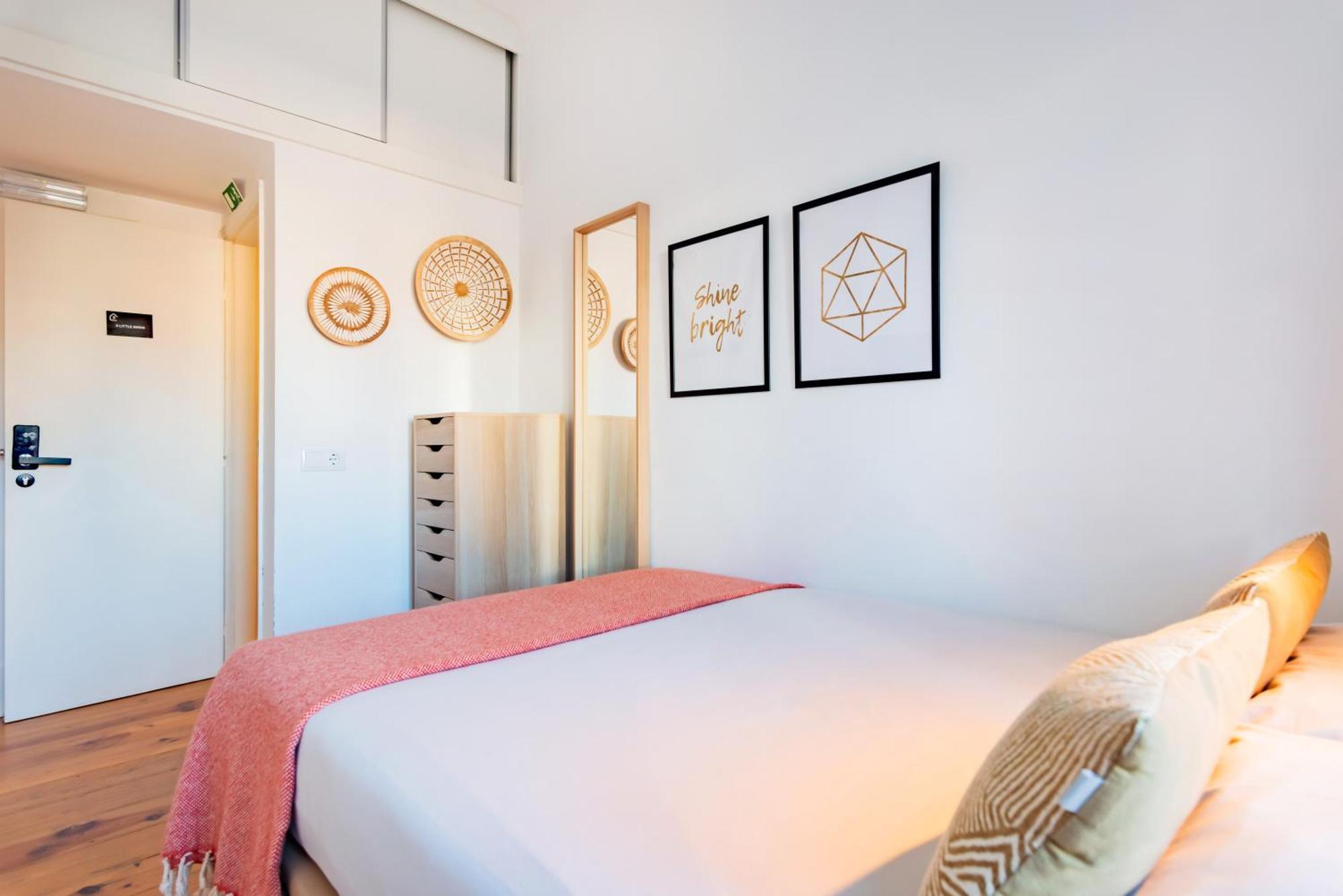 Guest Inn 2 Boutique House Lisbon Room photo